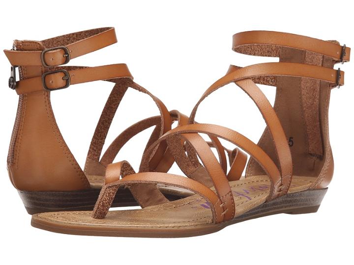Blowfish Bungalow (desert Sand Dyecut Pu) Women's Sandals