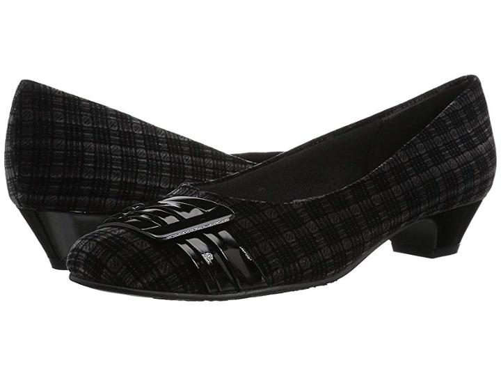 Soft Style Pleats Be With You (black Plaid Velvet/patent) Women's 1-2 Inch Heel Shoes