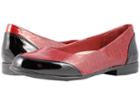 Trotters Arnello (dark Red/black Croco Stamp/patent) Women's Flat Shoes