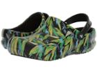 Crocs Bistro Graphic Clog (black/parrot Green) Clog/mule Shoes