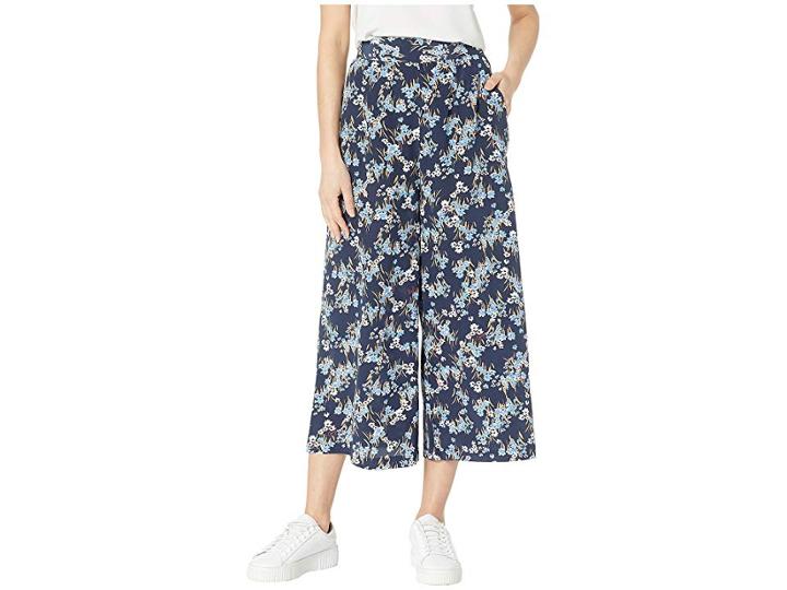 Juicy Couture Bouquet Floral Wide Leg Pants (regal Aster Fields) Women's Casual Pants