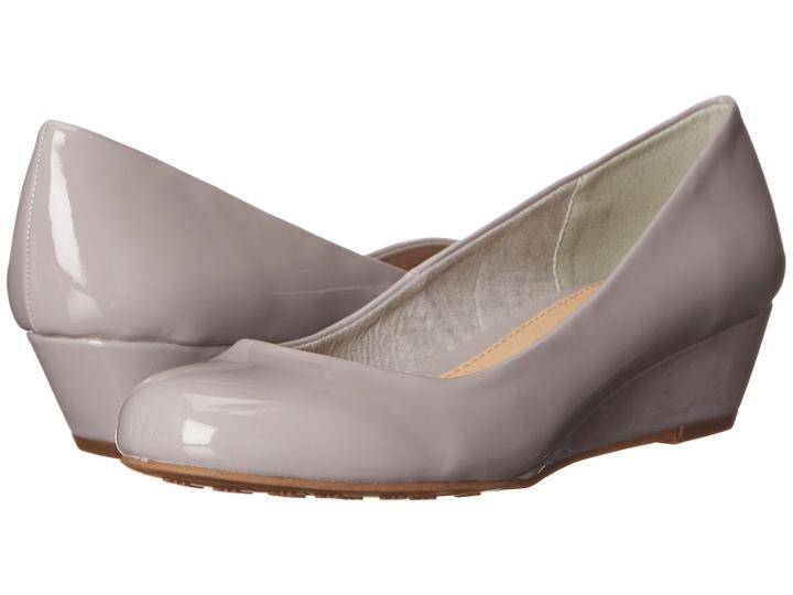 Dirty Laundry Dl Marching Wedge Pump (light Grey) Women's Wedge Shoes