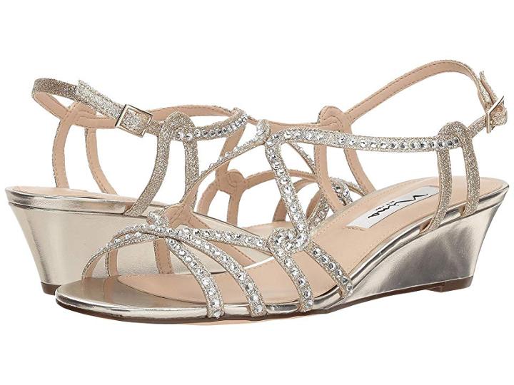 Nina Finola (platino) Women's Sandals