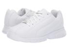 Fila Fulcrum Casual (white/white/metallic Silver) Women's Shoes
