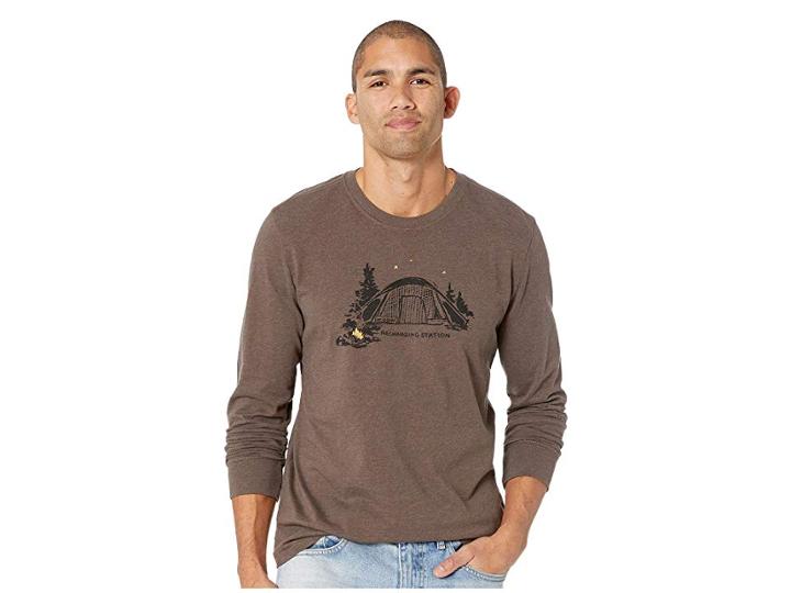 Life Is Good Recharging Station Crusher Long Sleeve T-shirt (heather Rich Brown) Men's T Shirt