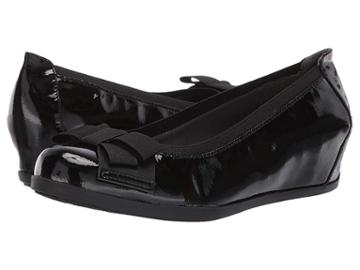 Mootsies Tootsies Sarah (black) Women's Wedge Shoes