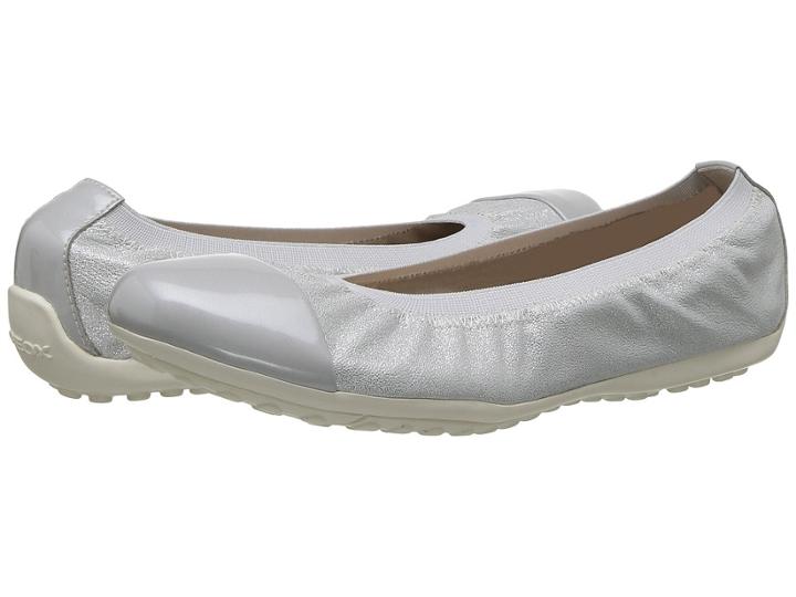Geox Kids Piuma 61 (big Kid) (pearl) Girl's Shoes