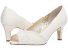 Adrianna Papell Jude (ivory) Women's Shoes