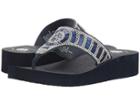 Yellow Box Tomei (navy) Women's Sandals