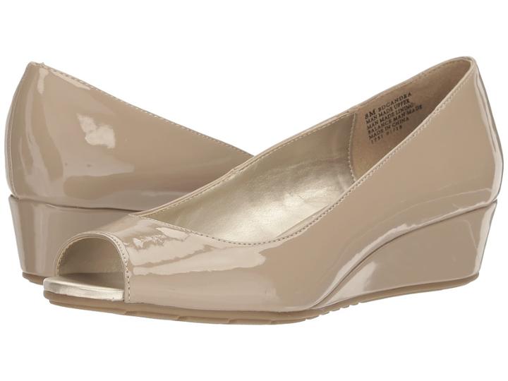 Bandolino Candra (cafe Latte Sleek Patent Pu) Women's Wedge Shoes