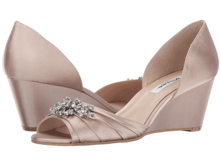 Nina Emiko (champagne) Women's Wedge Shoes