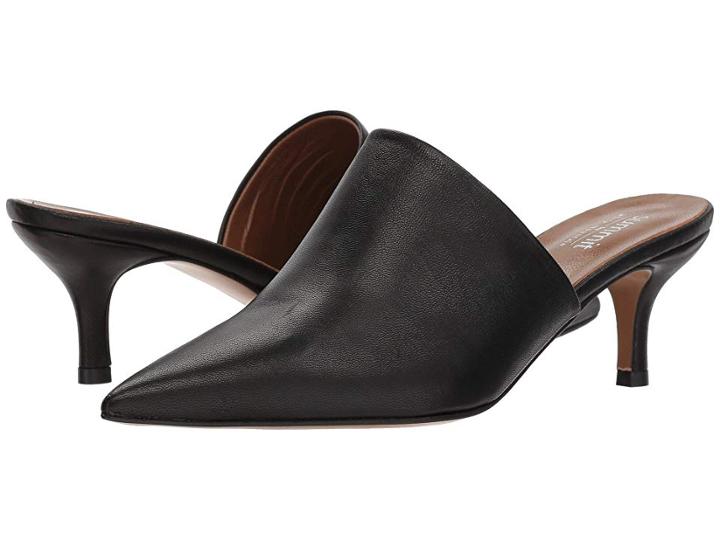 Summit By White Mountain Piper (black Leather) Women's 1-2 Inch Heel Shoes
