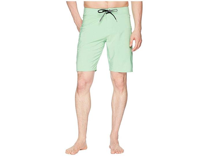 Volcom Lido Solid Mod 20 Boardshorts (poison Green) Men's Swimwear