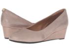 Clarks Vendra Bloom (champagne Metallic Leather) Women's  Shoes