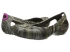 Crocs Kadee Flat Realtree Max-5 (chocolate/berry) Women's Flat Shoes