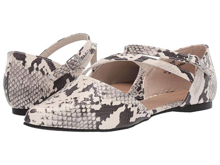 Madden Girl Eelliee (black/white) Women's Flat Shoes