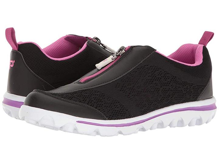 Propet Travelactiv Zip (black/berry) Women's  Shoes