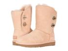 Ugg Classic Short Turnlock Boot (amberlight) Women's Pull-on Boots