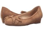 Me Too Martina (chestnut Kid Suede) Women's Wedge Shoes