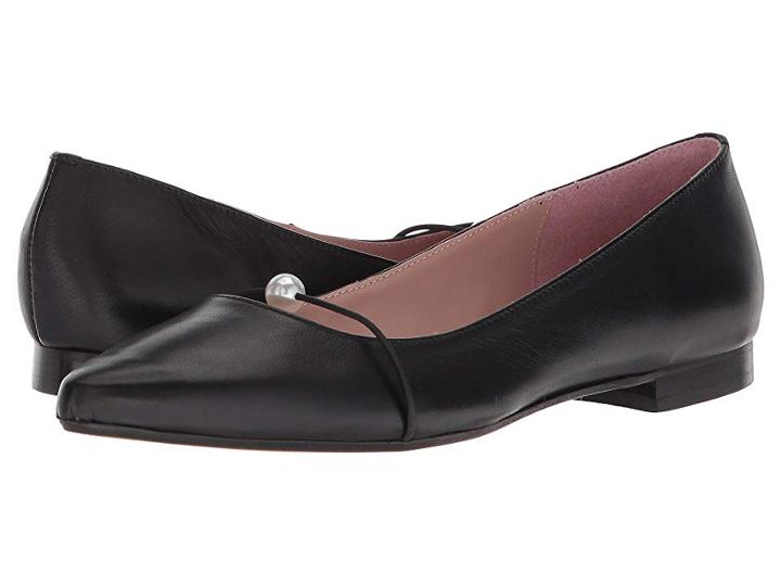 Summit By White Mountain Kaelyn (black Leather) Women's Flat Shoes