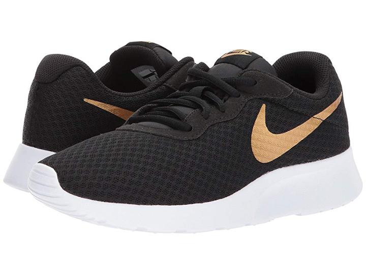 Nike Tanjun (black/metallic Gold) Women's Running Shoes