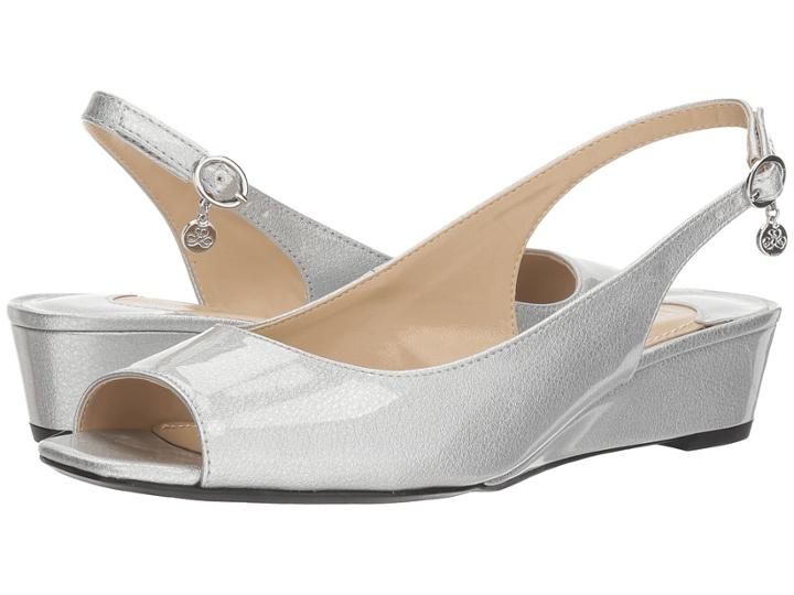 J. Renee Alivia (silver Metallic) High Heels
