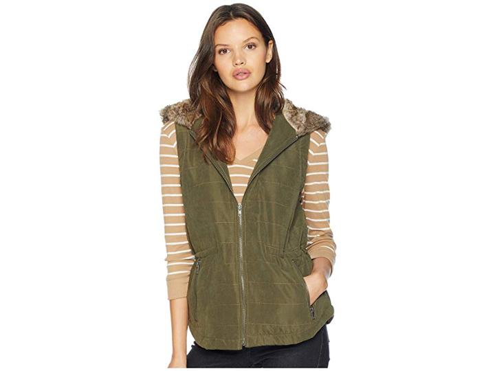 Jack By Bb Dakota Hey-ya Microfiber Vest With Fur Lined Hood (olive Night) Women's Vest