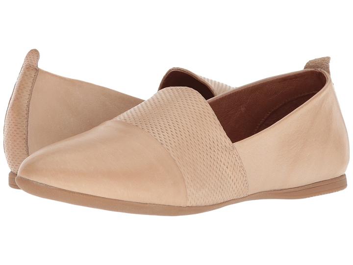 Miz Mooz Kailey (cream) Women's Flat Shoes