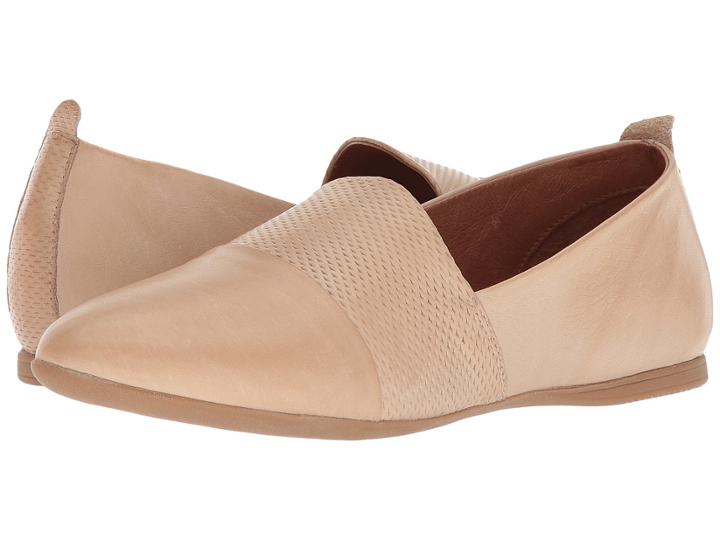 Miz Mooz Kailey (cream) Women's Flat Shoes