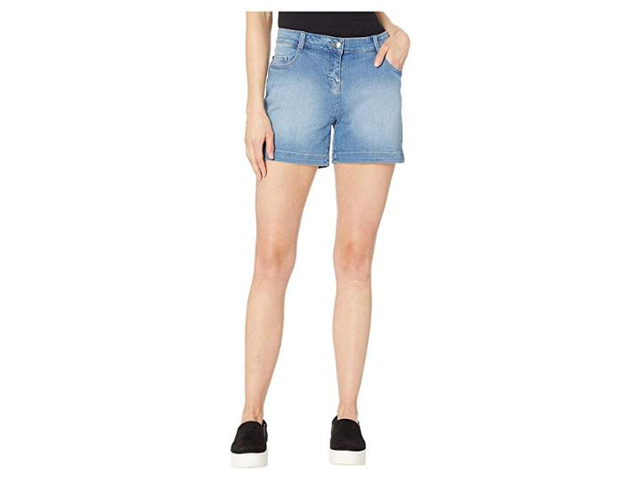 Per Se 5 Five-pocket Zip Denim Shorts (light Wash) Women's Shorts