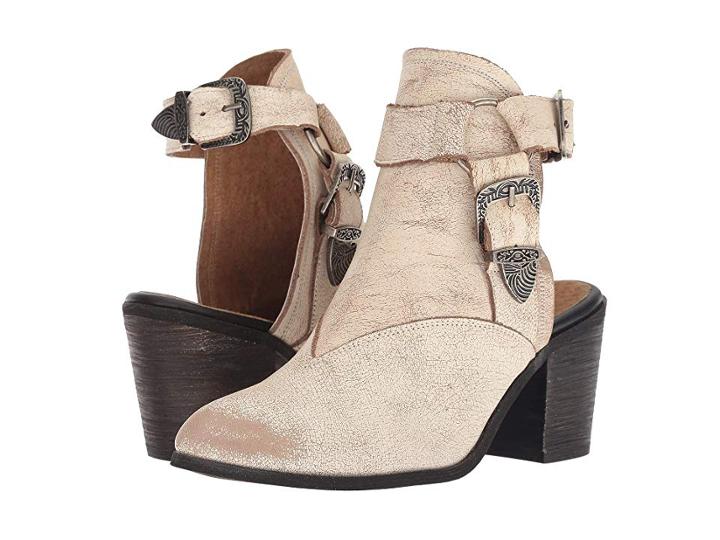 Sbicca Scorpi (white) Women's Shoes