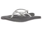 Freewaters Bezel (silver/grey) Women's Shoes