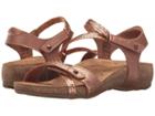 Taos Footwear Ziggie (rose Gold) Women's  Shoes