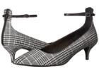 Chinese Laundry Honeyy (black/white Fabric) High Heels
