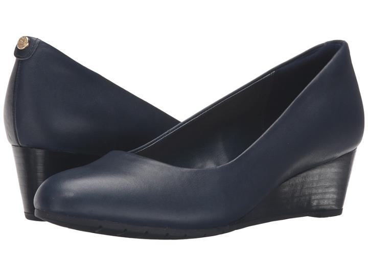 Clarks Vendra Bloom (navy Leather) Women's  Shoes