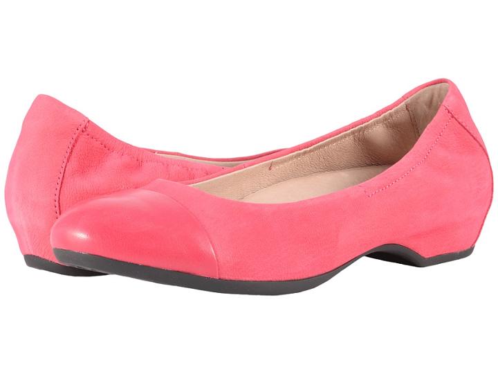 Dansko Lisanne (raspberry Milled Nubuck) Women's Flat Shoes