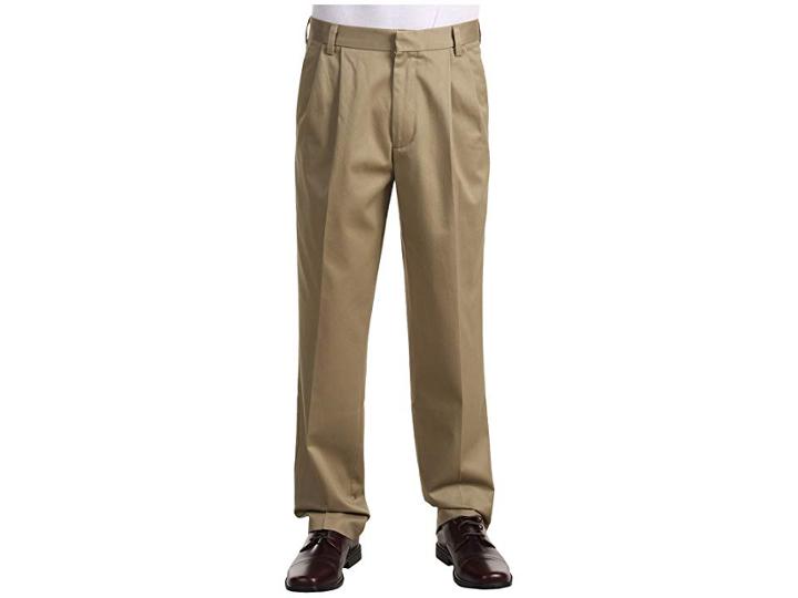 Dockers Signature Khaki D3 Classic Fit Pleated (dark Khaki) Men's Casual Pants