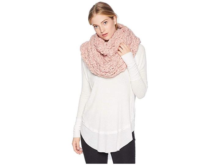 Free People Dreamland Chunky Knit Cowl (pink) Caps