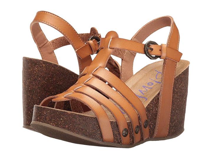 Blowfish Humble (desert Sand Dyecut Pu) Women's Wedge Shoes