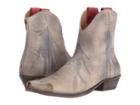 Free People Lost Trail Ankle Boot (light Grey) Women's Pull-on Boots