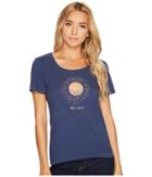 Life Is Good Sunray Circles Crusher Scoop (darkest Blue) Women's Short Sleeve Pullover