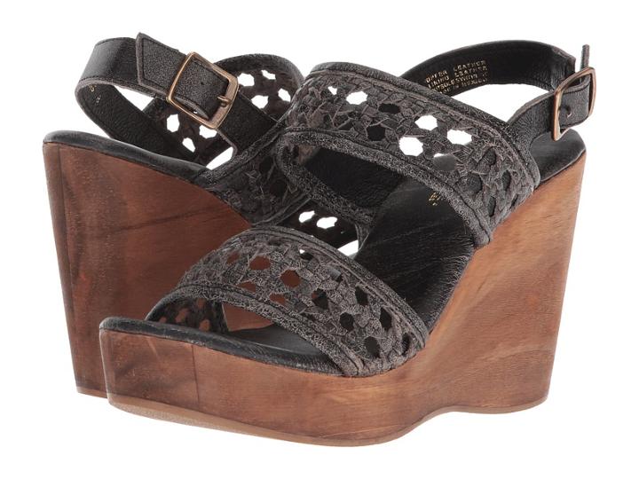 Volatile Respond (black) Women's Wedge Shoes