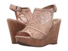 Fergalicious Kathy (blush) Women's Shoes