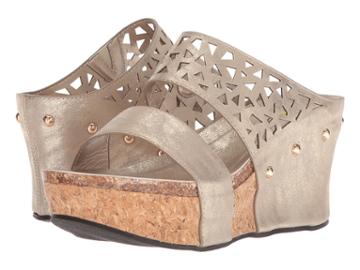 Volatile Santino (gold) Women's Wedge Shoes