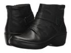 Clarks Delana Fairlee (black Leather) Women's Pull-on Boots
