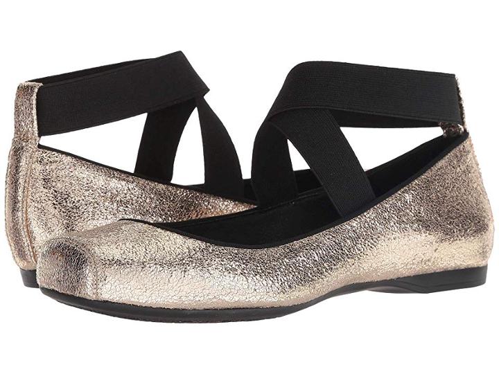 Jessica Simpson Mandalay 3 (platino Shrunken Metallic) Women's Flat Shoes