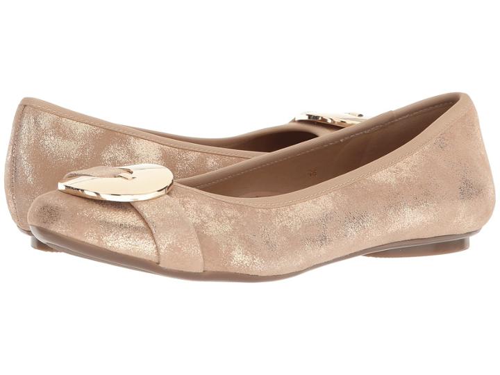 Vaneli Saloma (natural Gomez) Women's Flat Shoes