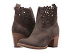 Frye Victoria Cut Short (elephant Soft Oiled Suede) Women's Boots