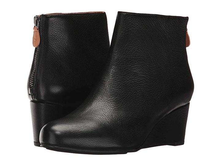 Gentle Souls By Kenneth Cole Vicki (black) Women's Shoes