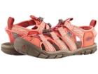 Keen Clearwater Cnx (summer Fig/crabapple) Women's Shoes